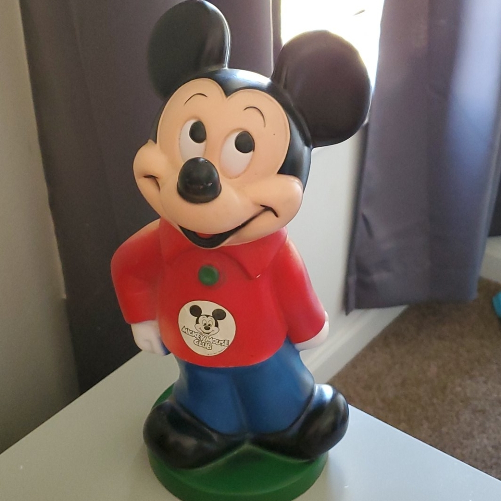 Mickey Mouse bank